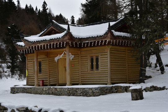 雪山木屋