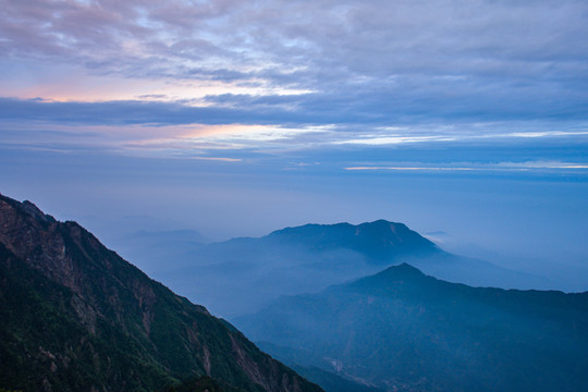 九峰山风光