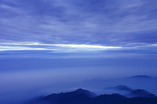 九峰山风光