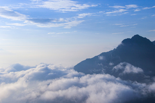 九峰山