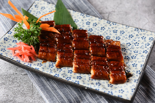 烤鰻魚(yú)