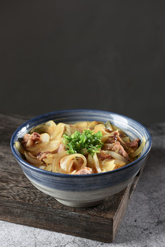 牛肉蓋飯