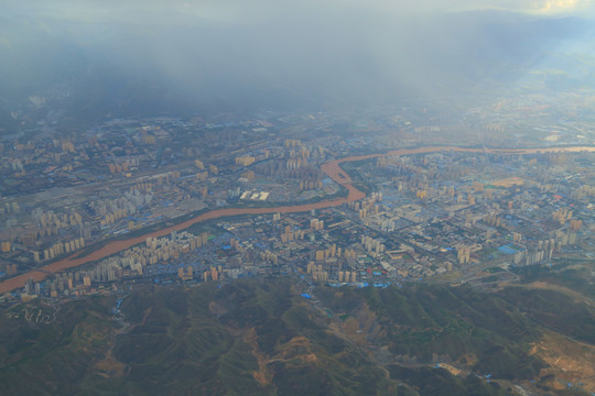 鸟瞰兰州黄河