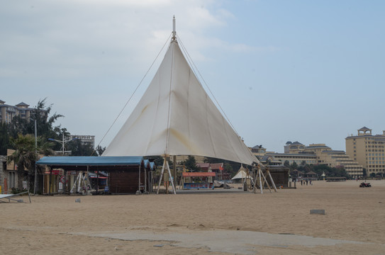 海滩帐篷