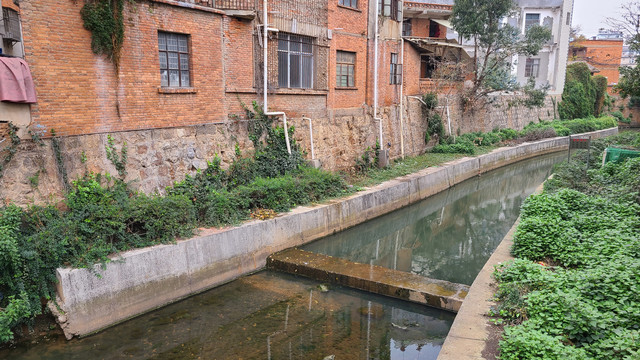 昆明市官渡区老宝象河河道