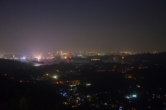 北高峰俯瞰杭州夜景