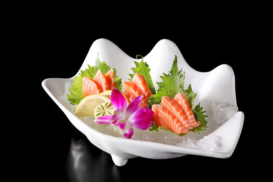 三文魚(yú)刺身