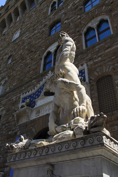 意大利佛罗伦萨广场雕塑