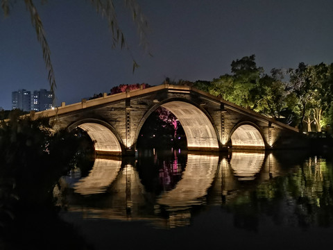 江南水乡石桥夜景