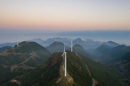 广西岑溪天龙顶山地公园晨曦美如