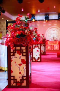 红色新中式婚礼现场