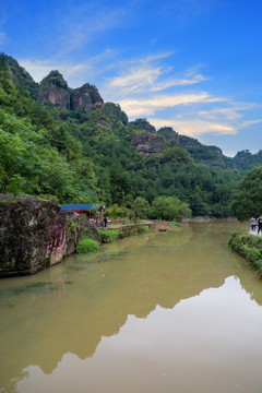 绍兴新昌穿岩十九峰