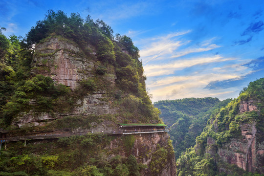 绍兴新昌穿岩十九峰