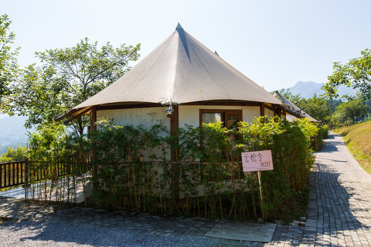 西山泉旅游度假区野奢帐篷