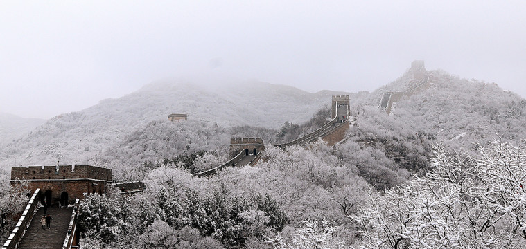 雪中长城