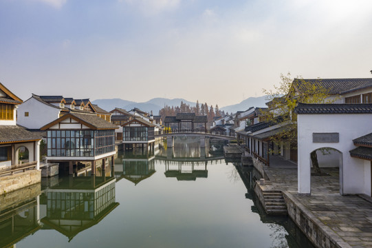 杭州湘湖水街航拍秋色