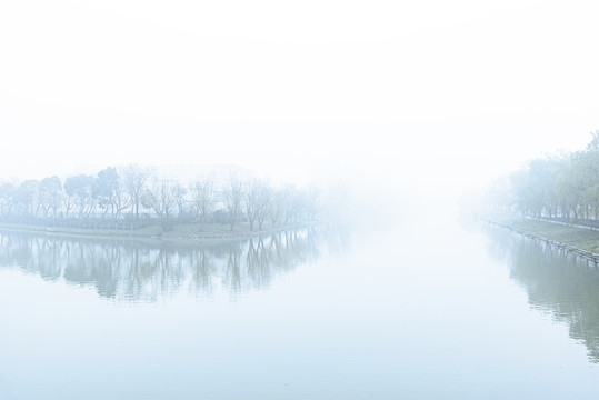 唯美朦胧湖景