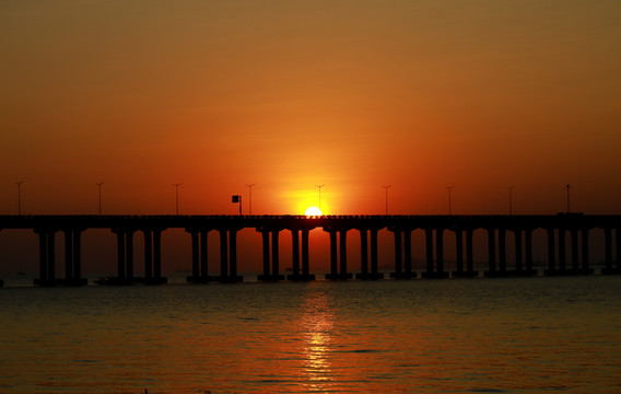 西湾公园落日夕阳