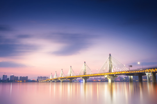 朝阳大桥夜景