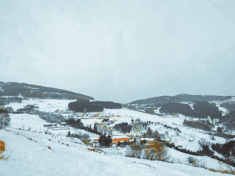 冬天雪乡乡村雪景