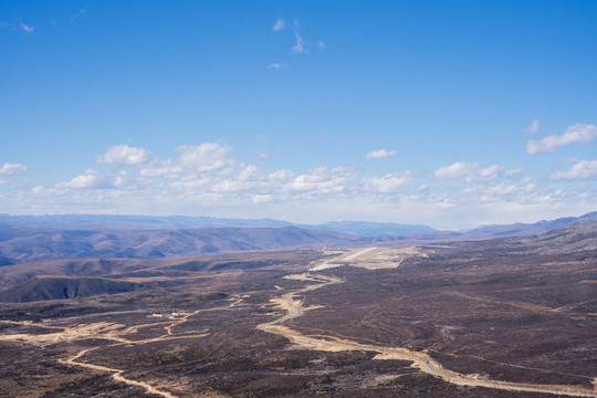 川西折多山的盘山公路