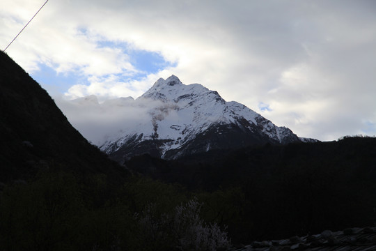 雪山一角