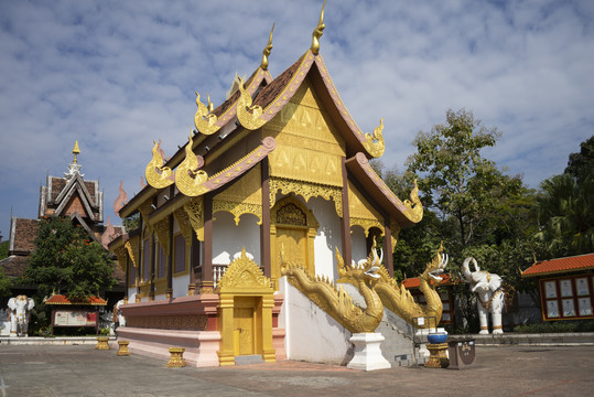 云南西双版纳景洪大金塔寺