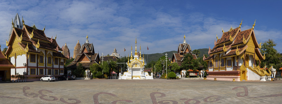 云南西双版纳景洪大金塔寺