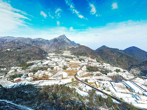 湖北宜都梁山风光