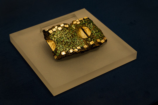 陶寺文化绿松石腕饰
