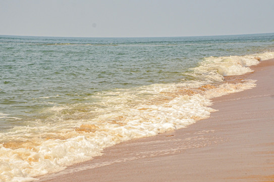 海浪沙滩