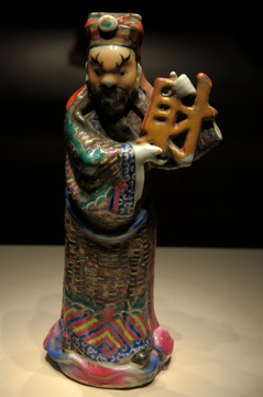 清代财神爷瓷像