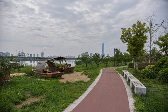 天津西青水西公园生态建筑风光