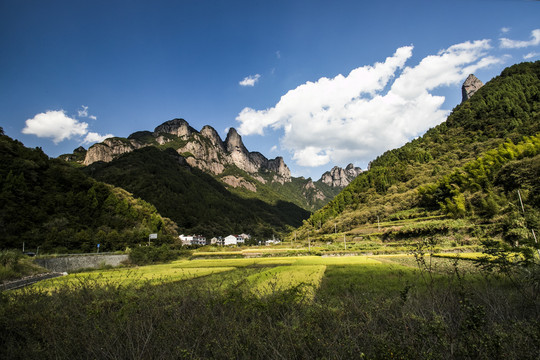 山川白云