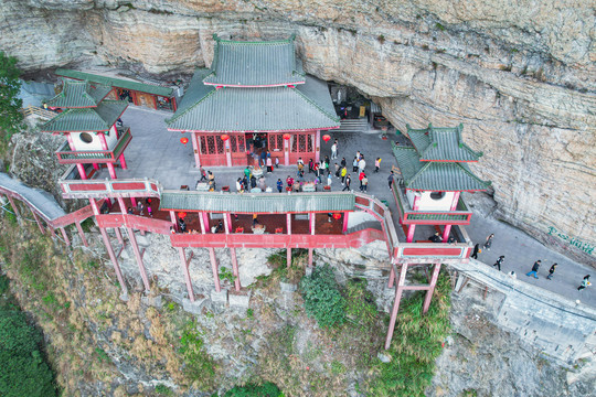 平和灵通寺