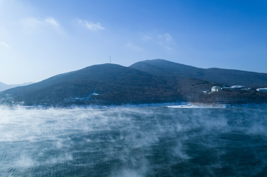 吉林冬季松花湖松水不冻航拍