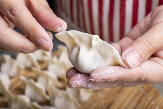 包饺子方法