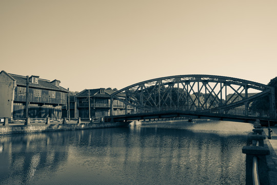 老上海路桥