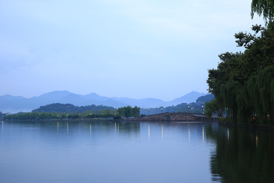 杭州西湖清晨