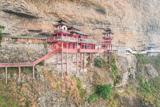 平和灵通寺