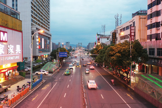 江西吉安阳明东路夜景