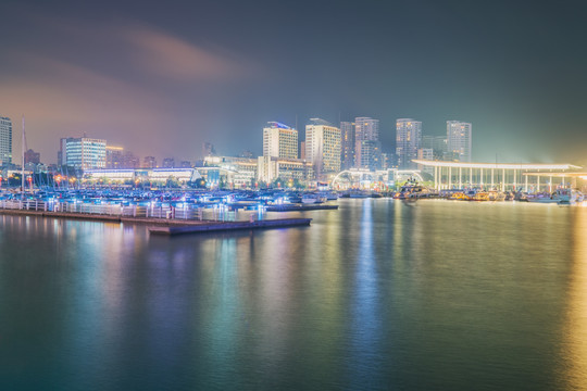 青岛奥帆船训练基地和夜景