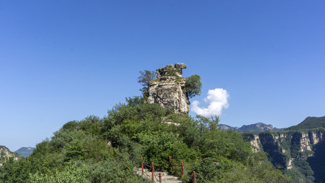 通天峡仙人峰