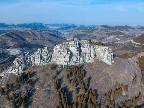 航拍济南劈山