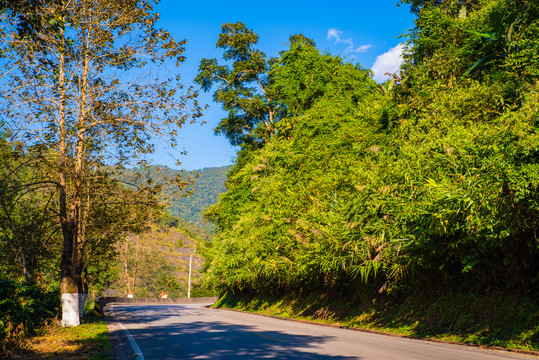 旅游公路