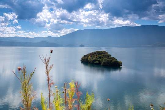 泸沽湖风光