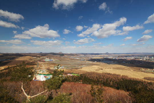 琵岩山风景区蓝天白云