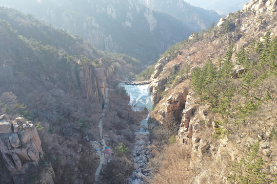 青岛崂山北九水潮音瀑冰瀑