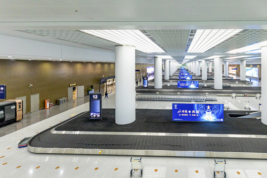 青岛胶东国际机场行李大厅