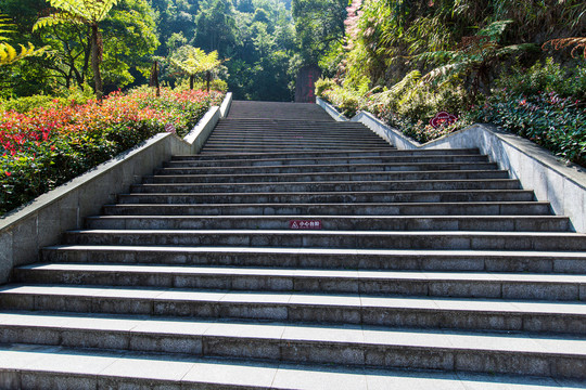 平南北帝山旅游风景区登山台阶